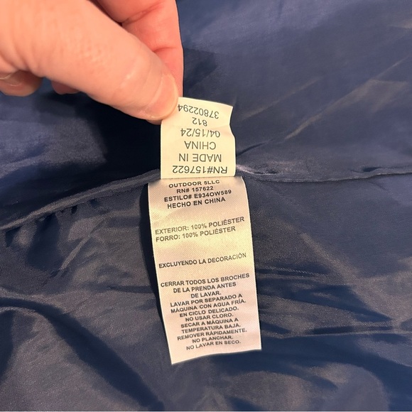 Eddie Bauer Kids 2 in 1 Winter Jacket Size 10/12 - Picture 6 of 9